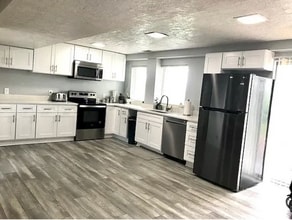 1561 N 700 E in Bountiful, UT - Building Photo - Building Photo
