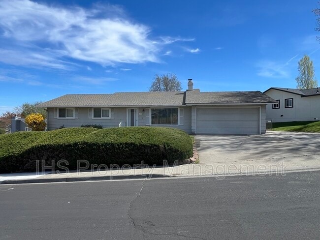 property at 1506 Cimarron Ave