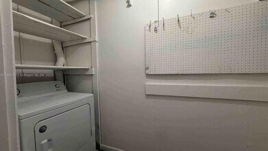 6473 SW 19th St in Pompano Beach, FL - Building Photo - Building Photo