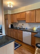 71 Winding Creek Ln in Rochester, NY - Building Photo - Building Photo
