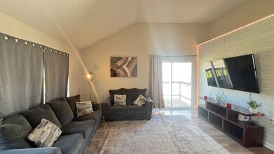 78 Grassmire Dr in Clarksville, TN - Building Photo - Building Photo