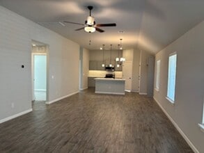 1112 SW 139th Ter in Oklahoma City, OK - Building Photo - Building Photo