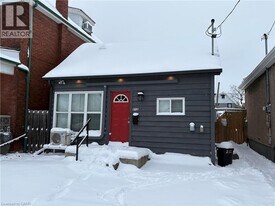 212 Rosslyn Ave N in Hamilton, ON - Building Photo