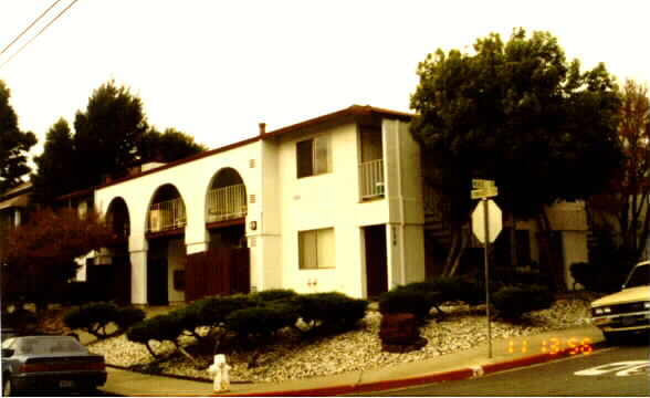 610 Edwards St in Crockett, CA - Building Photo