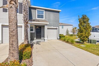 8933 Indigo Trl Lp in Riverview, FL - Building Photo - Building Photo