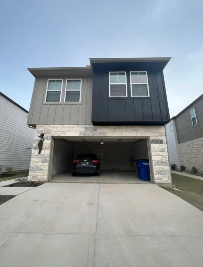 7504 Harmony Shoals Bnd in Austin, TX - Building Photo - Building Photo