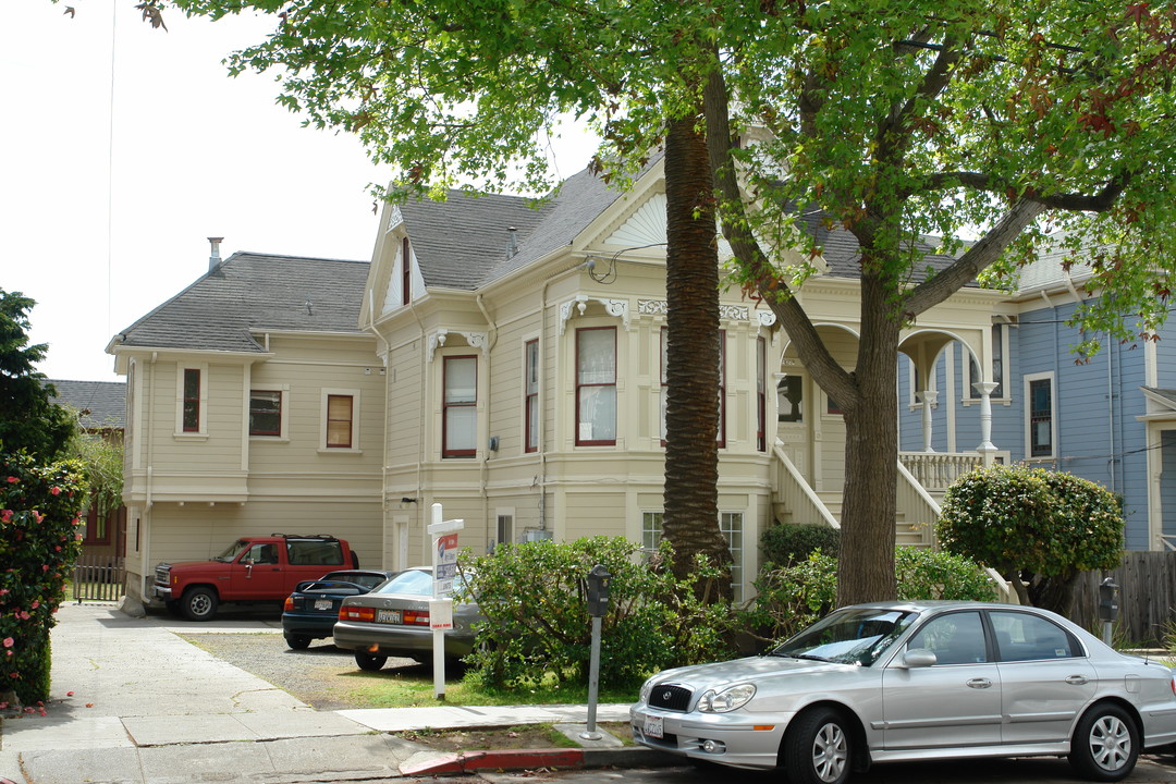 2022 Dwight Way in Berkeley, CA - Building Photo