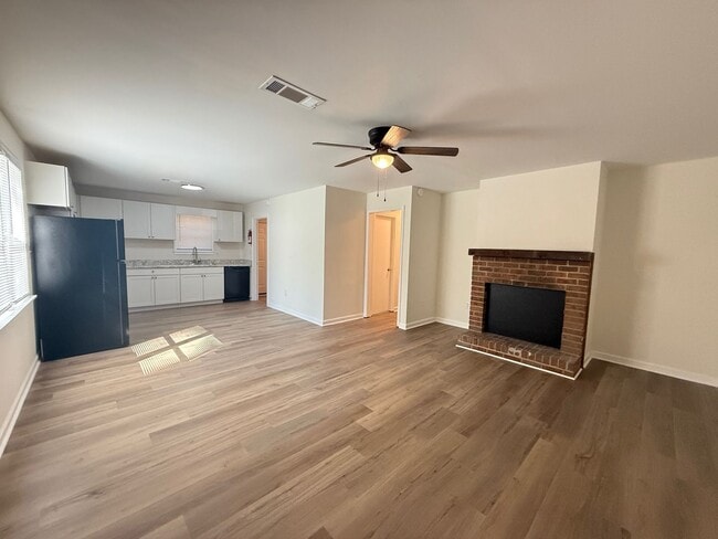 1615 Cedar Shoals Dr in Athens, GA - Building Photo - Building Photo