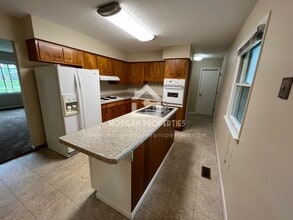 324 Norris Dr in Anderson, IN - Building Photo - Building Photo