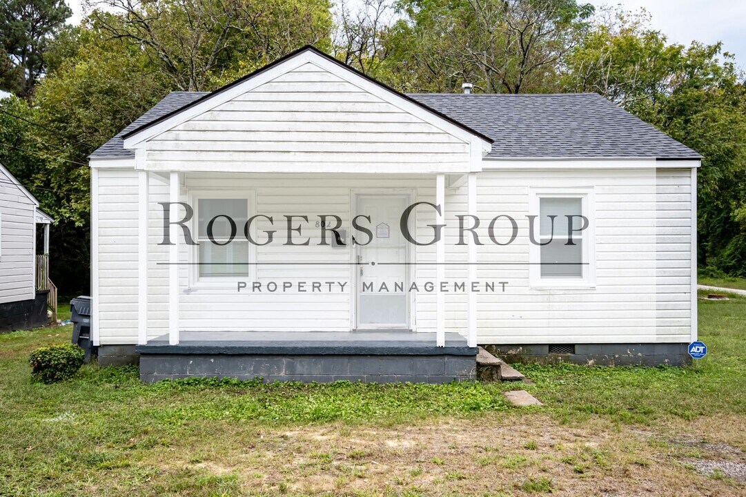 802 Hicks St in Henderson, NC - Building Photo