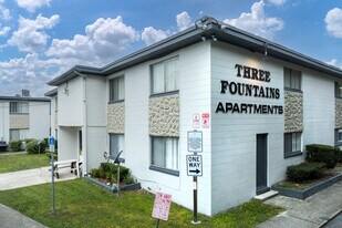 Three Fountains in Jacksonville, FL - Building Photo