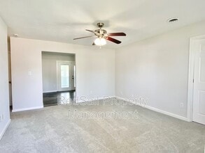 701 Whitney Ct in Hampton, VA - Building Photo - Building Photo