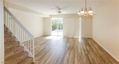 5701 Cove Cir in Naples, FL - Building Photo - Building Photo