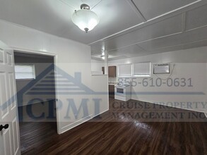 3000 NW 5th Ave in Boca Raton, FL - Building Photo - Interior Photo