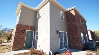 Ashton Place (phase 2) in Wadsworth, OH - Building Photo