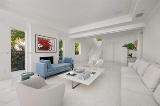 2760 Brickell Ct in Miami, FL - Building Photo - Building Photo