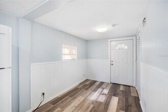 2000 43rd St S in St. Petersburg, FL - Building Photo - Building Photo