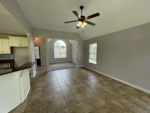 4343 Genevieve Dr in Southaven, MS - Building Photo - Building Photo