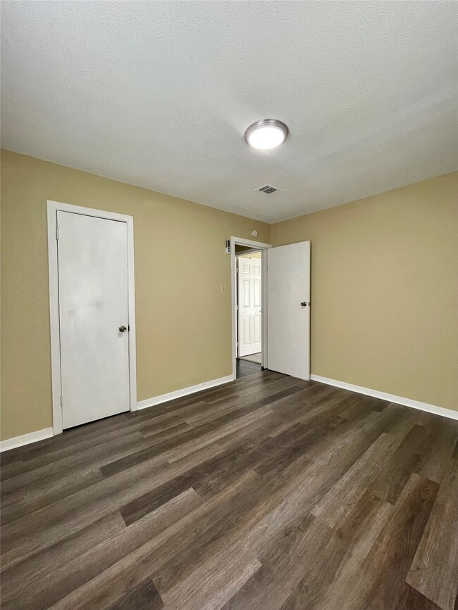 property at 611 N Avenue D