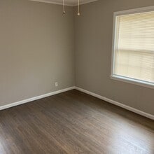 6149 E 20th St in Tulsa, OK - Foto de edificio - Building Photo