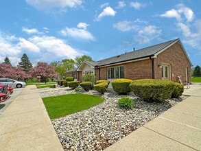 172 Sand Creek Hwy in Adrian, MI - Building Photo - Building Photo