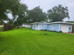 601 23rd St N in Texas City, TX - Building Photo - Building Photo