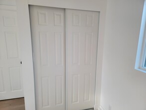 8909 S Halldale Ave in Los Angeles, CA - Building Photo - Building Photo