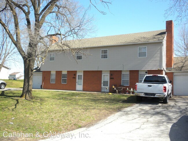 4809 E Schooner Rd in Columbia, MO - Building Photo - Building Photo