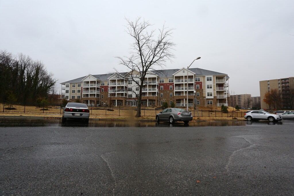 Conifer Village at Oakcrest Senior Living District Heights, MD