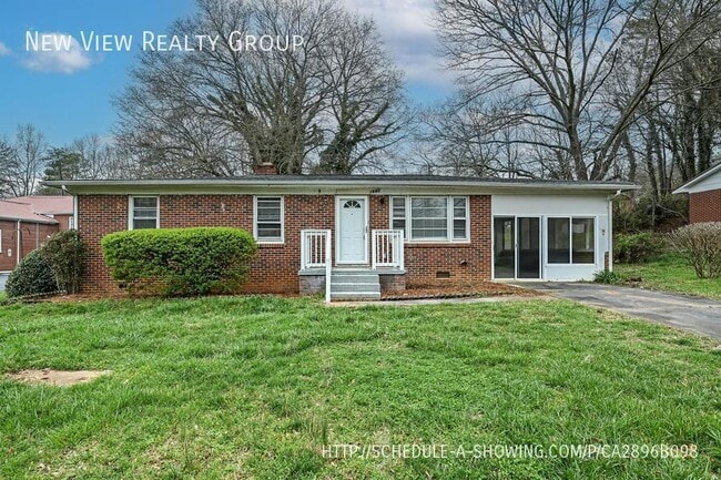 property at 1640 Eaves Rd