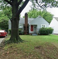 2627 E 15th Pl in Tulsa, OK - Building Photo