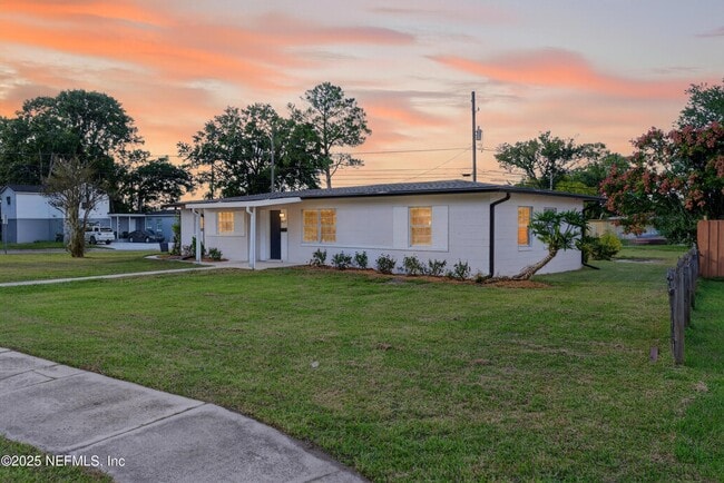 5437 Attleboro St in Jacksonville, FL - Building Photo - Building Photo