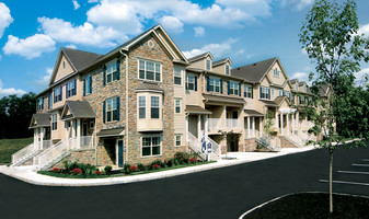 Heritage Pointe in Chalfont, PA - Building Photo