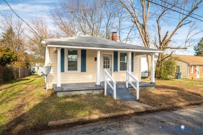property at 1609 Buren St