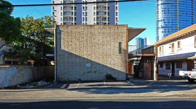 1207 Rycroft St in Honolulu, HI - Building Photo - Building Photo