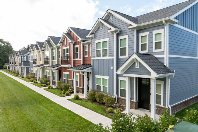 Bull Run Townhomes in Louisville, KY - Building Photo - Building Photo