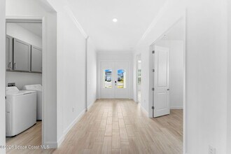 1464 Island Ave NW in Palm Bay, FL - Building Photo - Building Photo