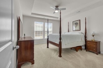 1015 Spivey Cir in New Bern, NC - Building Photo - Building Photo