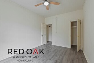 400 S Kenmore Ave in Los Angeles, CA - Building Photo - Building Photo