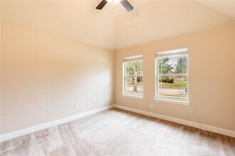 210 Cool Meadows Ln in Red Oak, TX - Building Photo - Building Photo