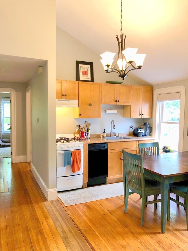 132 Boston Ave, Unit 3