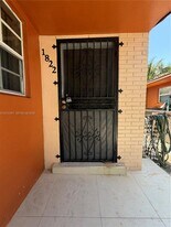 1820 NW 19th Ave in Miami, FL - Building Photo
