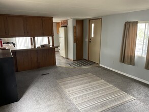 1018 Washington Ave S in Bemidji, MN - Building Photo - Building Photo