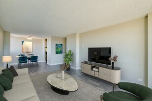 6707 Elbow Dr SW in Calgary, AB - Building Photo