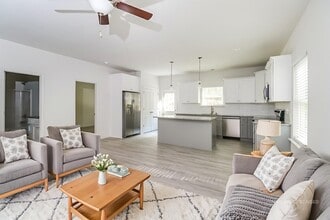 936 Cassidy Dr in Gastonia, NC - Building Photo - Building Photo