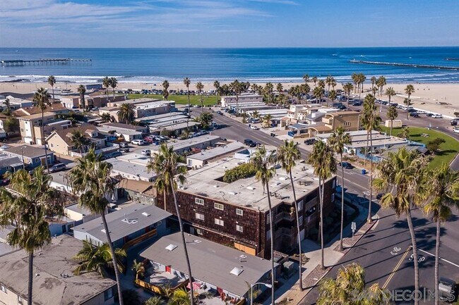 5155 W Point Loma Blvd-Unit -9 in San Diego, CA - Building Photo - Building Photo