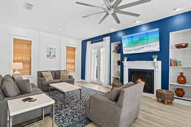 4456 Luke Ave in Destin, FL - Building Photo - Building Photo