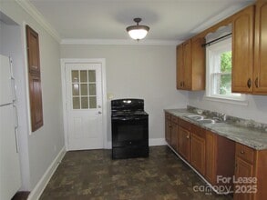 350 Brevard St in Statesville, NC - Building Photo - Building Photo