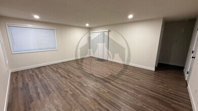 4243-4245 Campbell Dr SE in Salem, OR - Building Photo - Building Photo