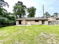 5118 Moonshadows Dr photo'